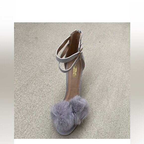 🔥SALE🔥 X2B Pom Pom Dual Ankle Strap Heel Pumps - Picture 3 of 7